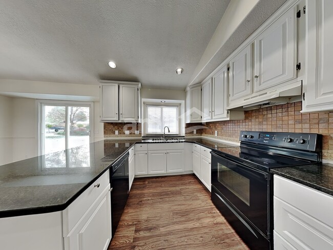 Photo - 1484 N 400 W