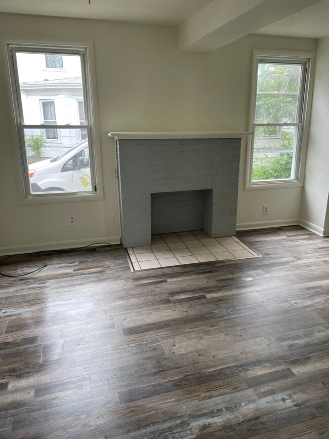 Photo - 43 Chapin St Unit Downstairs