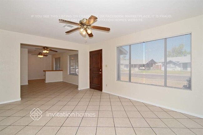 Photo - 7727 W Reade Ave