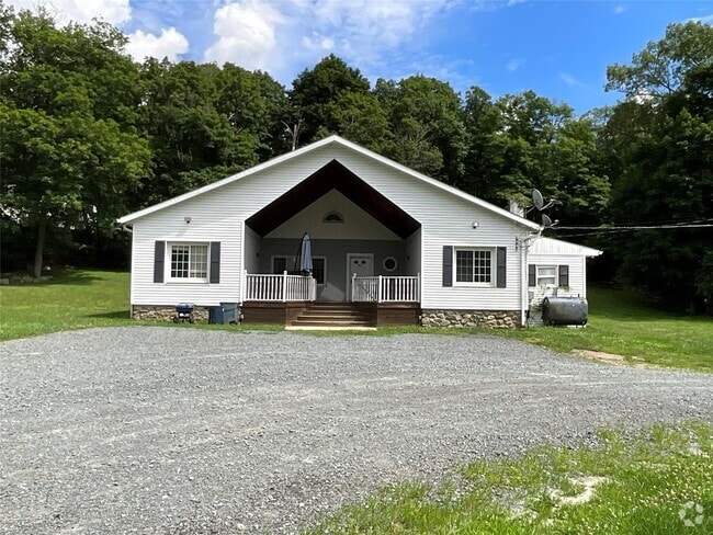 Building Photo - 287 Seven Springs Mountain Rd Rental