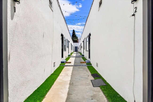 Photo - 1208 Daisy Ave