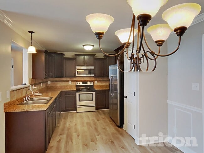 Photo - 646 Fox Hound Dr