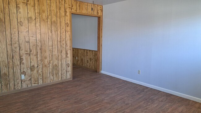 Photo - 3404 Elkhart Ave
