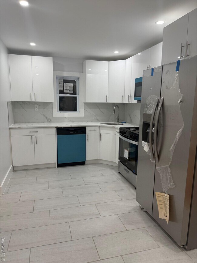 Photo - 120-60 200th St Unit 2