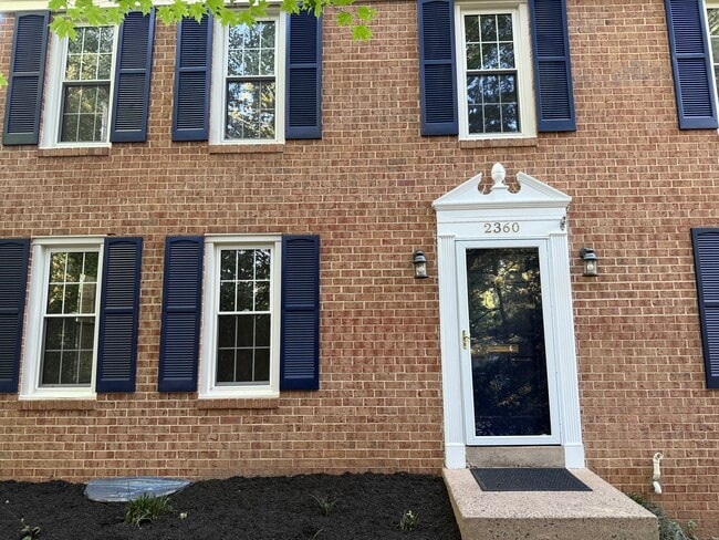 Building Photo - 2360 Albot Rd Rental