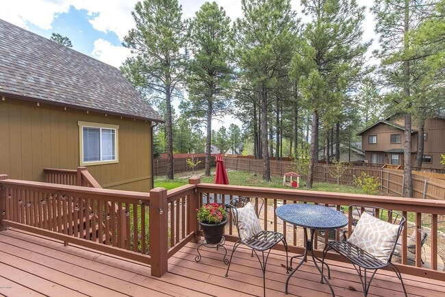 4 E Separation Canyon Trl