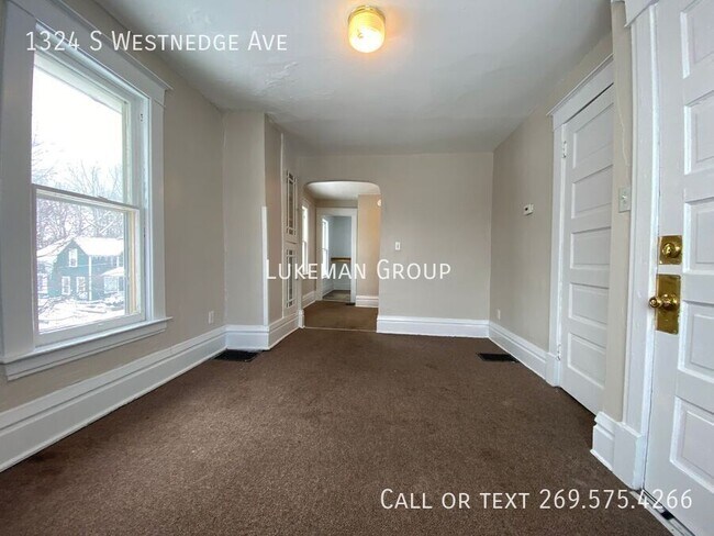 Photo - 1324 S Westnedge Ave