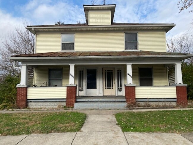 Building Photo - 1606/1608 W High St. Unit 1606 1/2