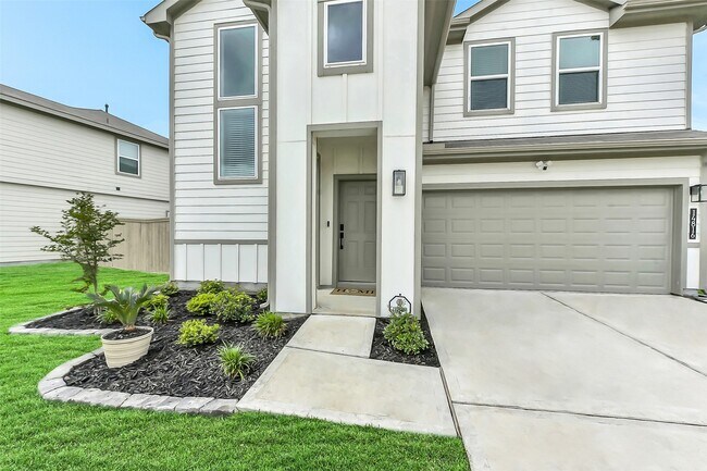 Photo - 14816 Crimson Peak Ln