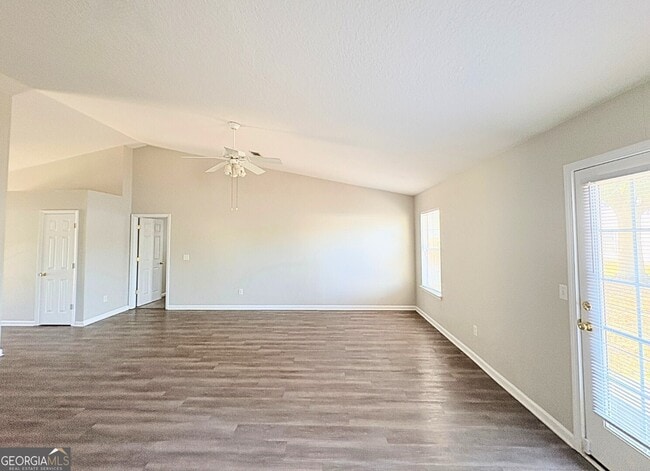 Photo - 102 Natures Bounty Trail