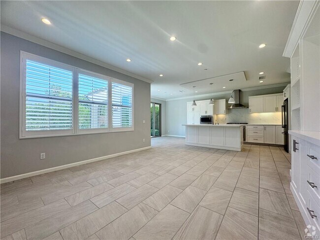 Building Photo - 179 Hargrove Rental