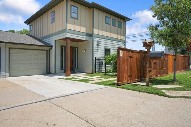 Photo - 5516 Link Ave