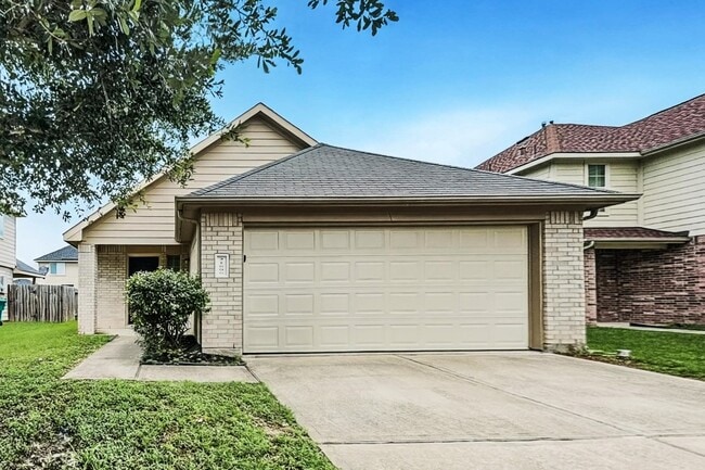 Building Photo - 21606 Nella Cir