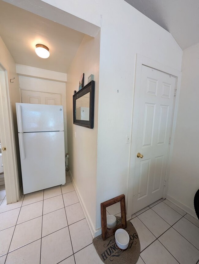 Photo - 192 Unit B