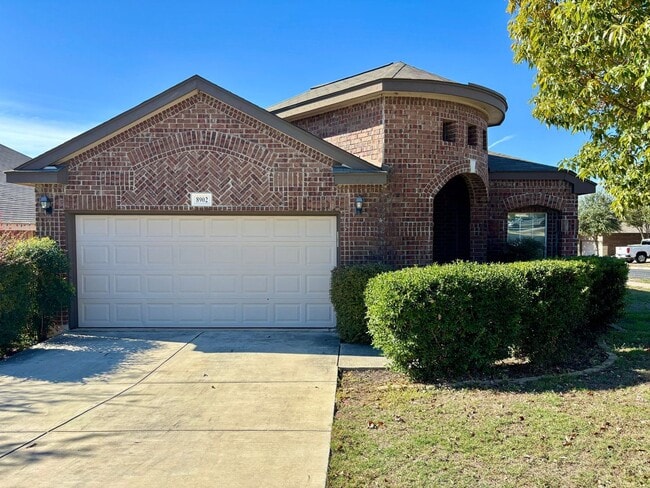 Building Photo - A beautifully maintained 3-bedroom, 2-bath oasis nestled right off 1604 and FM 1976 in Converse!
