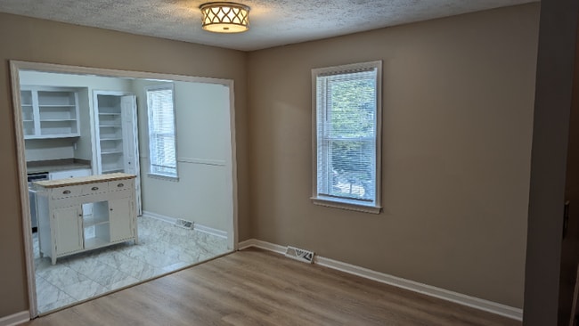 474 Woodview Dr Unidad .