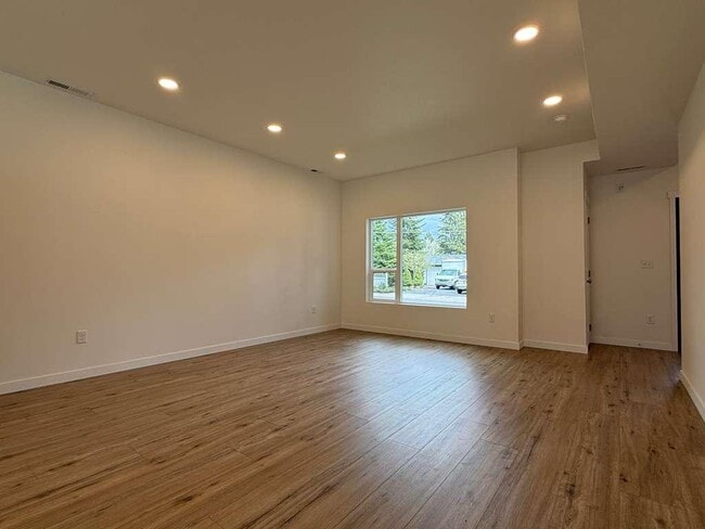 Photo - 3925 E 32nd Ave Unit 3