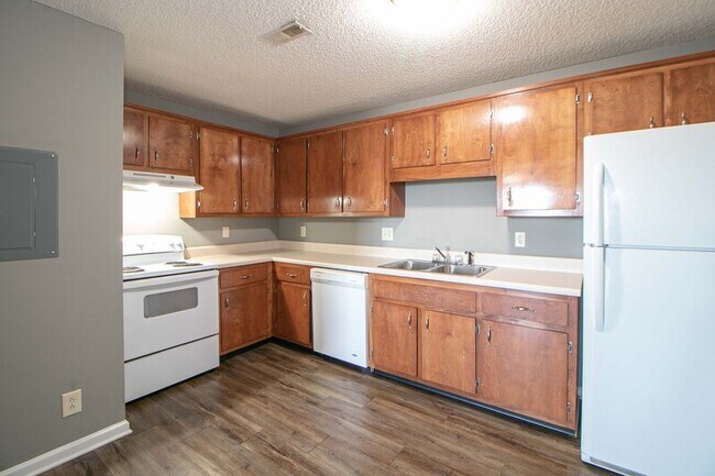 Photo - 145 Darlene Dr Unit G