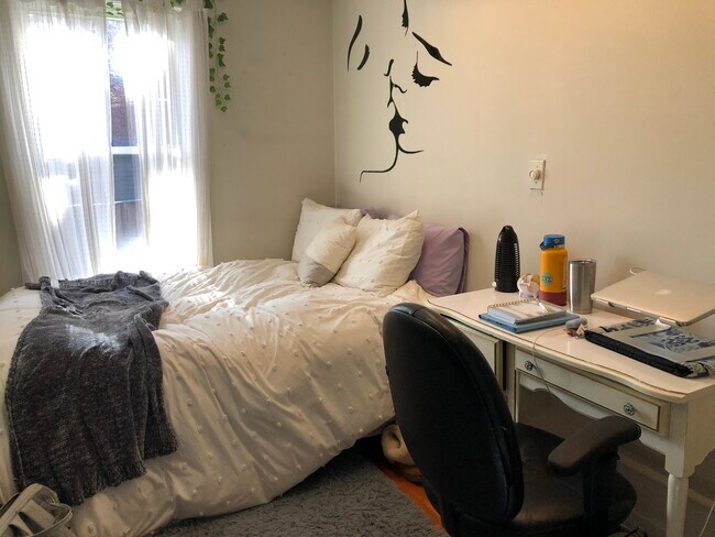 Photo - 104 Hammond St Unit 3