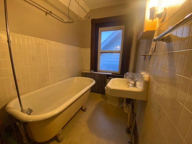 Photo - 1349 Washington St Unidad 3