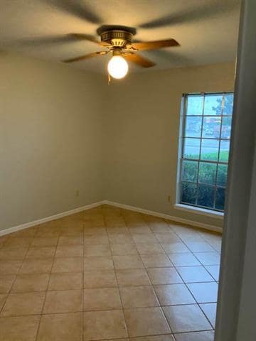 Photo - 1470 W South Loop