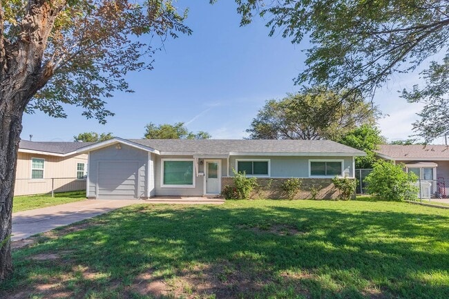 Building Photo - 3617 SE 31st Ave