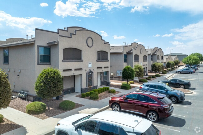 Three Palms Apartments - Three Palms Apartments