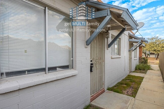 Photo - 1111 E Butler Dr Unit B