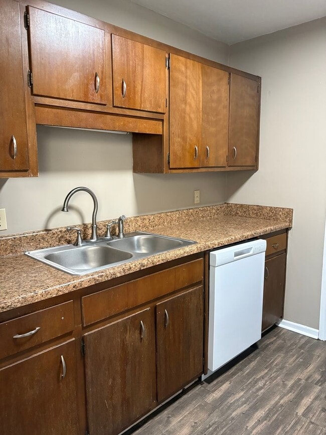 Photo - RUBI- MISSION 2603-11 Unit 2605B