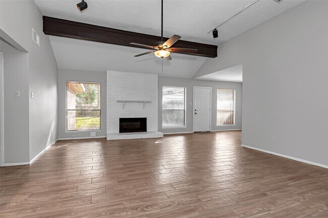 Photo - 2710 Green Fields Dr