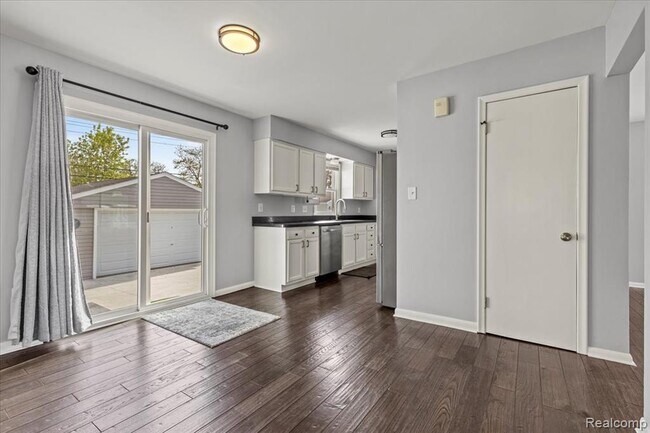 Photo - 1016 Amelia St