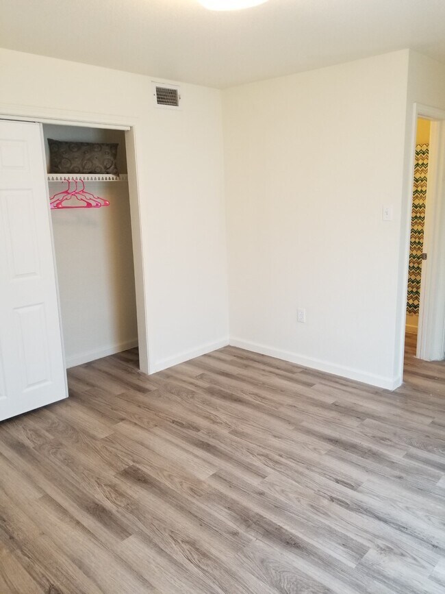 Village at Baytown Apartments Baytown, TX