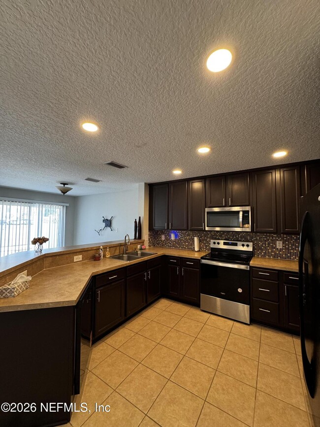 Photo - 1052 N Black Cherry Dr