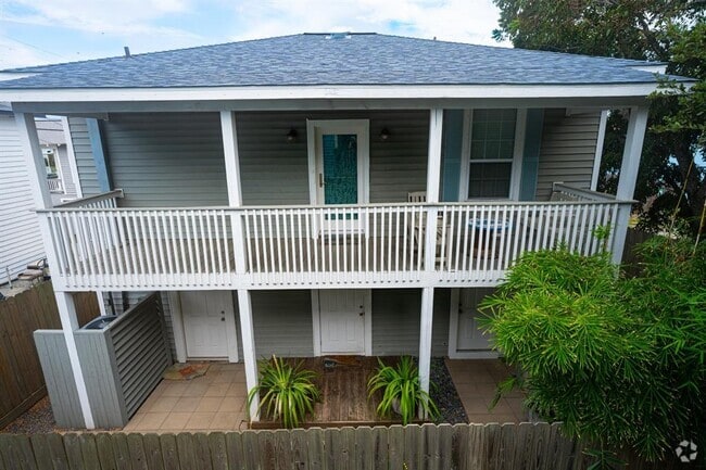 Building Photo - 922 Avenue L Rental
