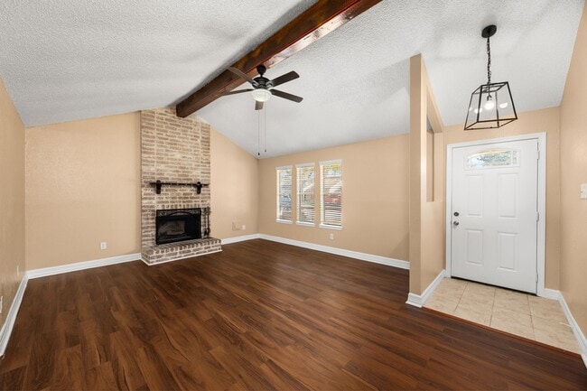 Photo - 1014 Three Forks Dr