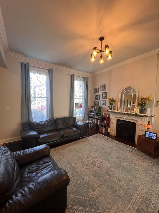 Photo - 929 S Bell Ave