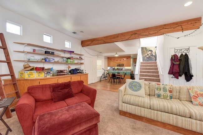 Photo - 4 Bedroom Townhome near UC Davis Unit 2