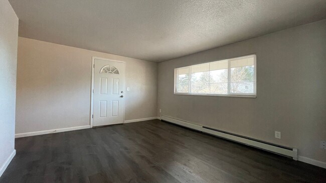 Photo - 1247 Cree Dr Unidad 2