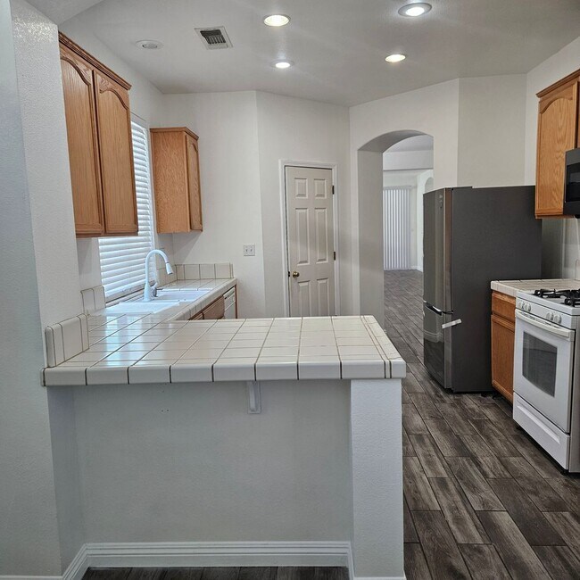 Photo - 1720 Somersby Ln