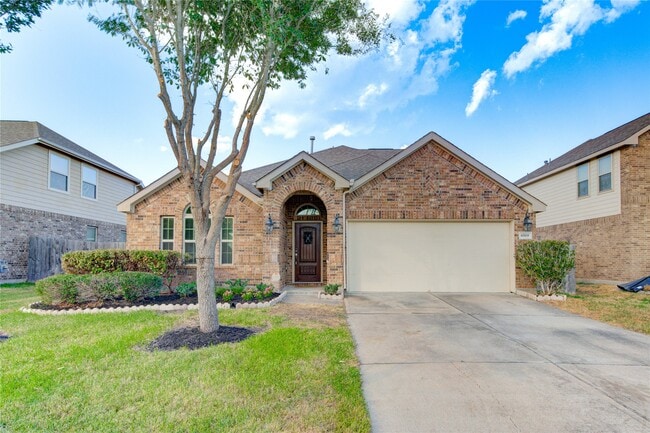 Photo - 6519 Point Hollow Ln