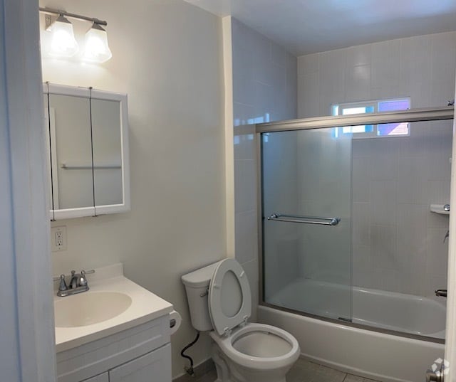 Building Photo - 2567 W 2nd St Unit 2567 Rental