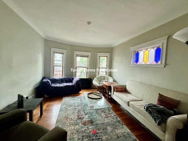 Photo - 85 Lowden Ave Apartments Unit 2