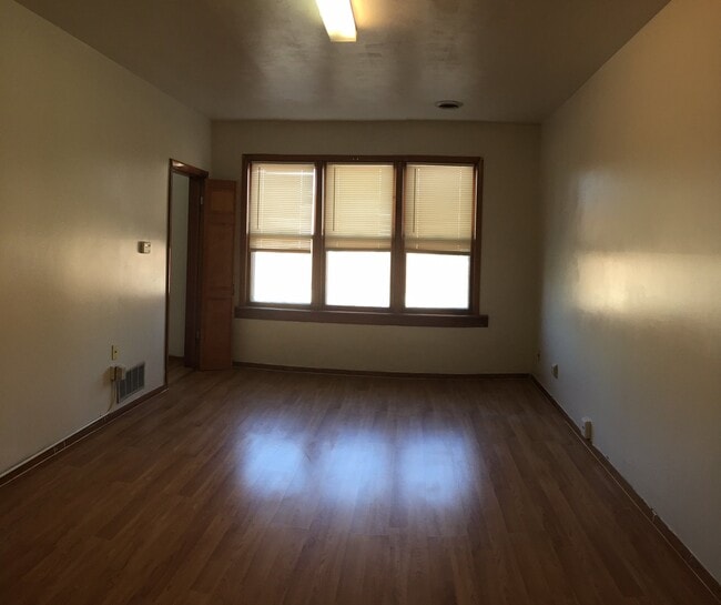 Photo - 2934 S Keeley St Unit 2