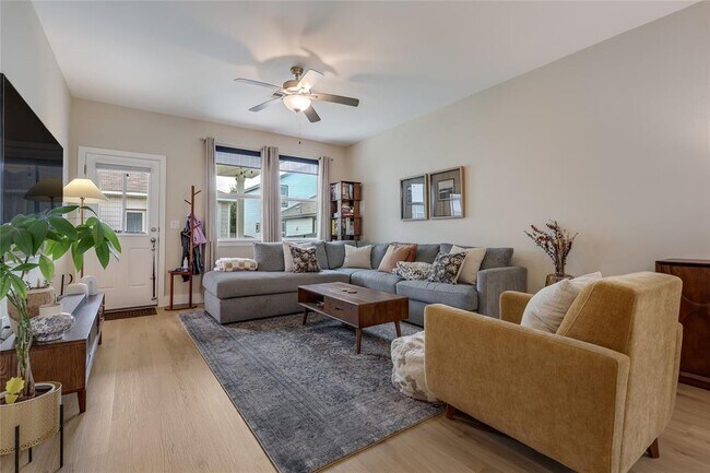 Photo - 5403 Dimesky Ln