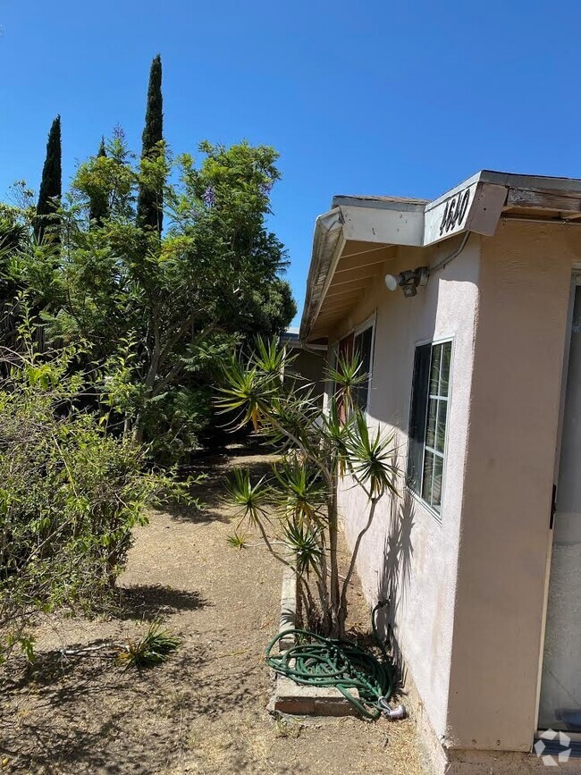 Building Photo - 4640 Clairemont Dr Rental