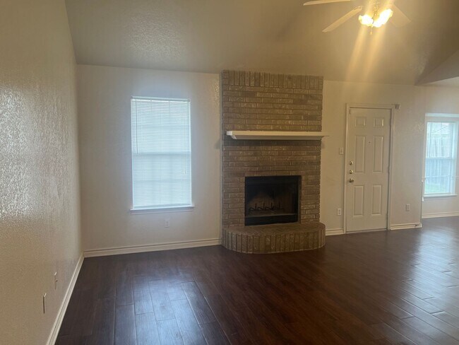 Photo - 3615 Levy Ln