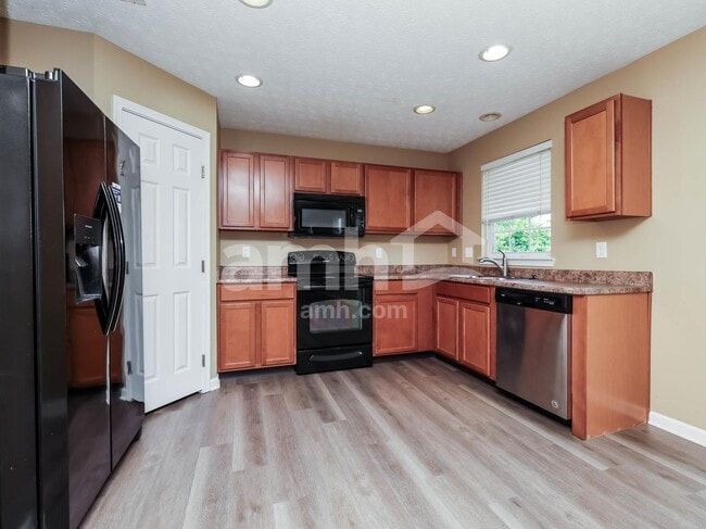 333 Parrott Ct