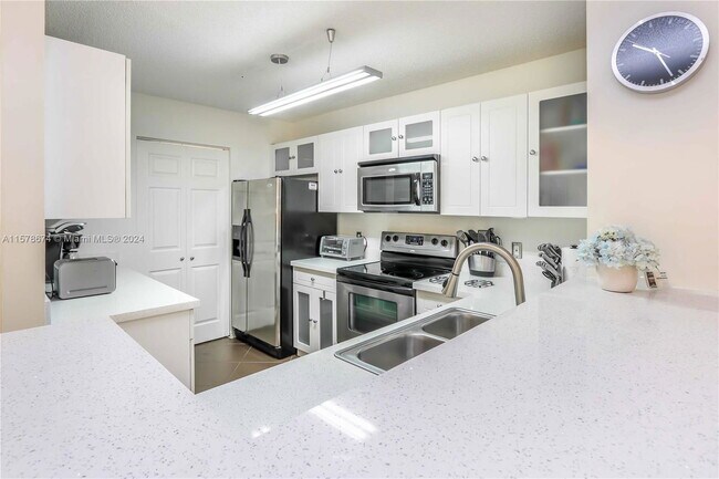 Photo - 19555 E Country Club Dr
