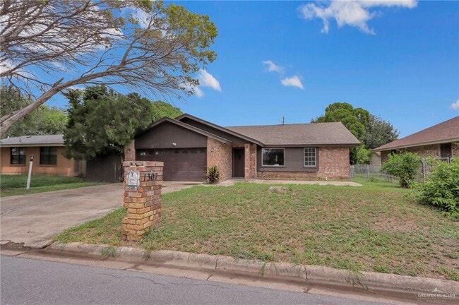Building Photo - 1307 E Helmer St Rental