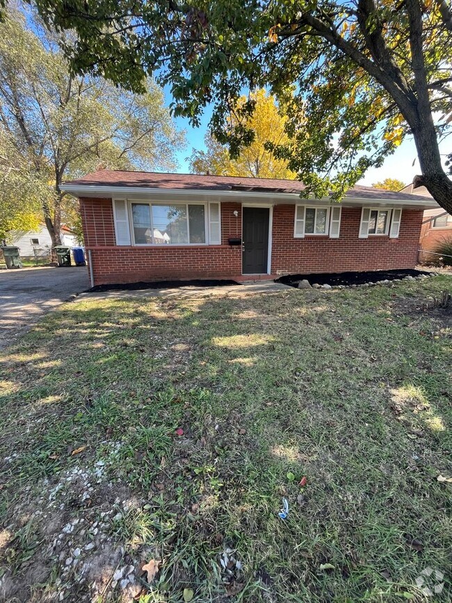 Building Photo - 3 bedroom, 1 bathroom home in Columbus